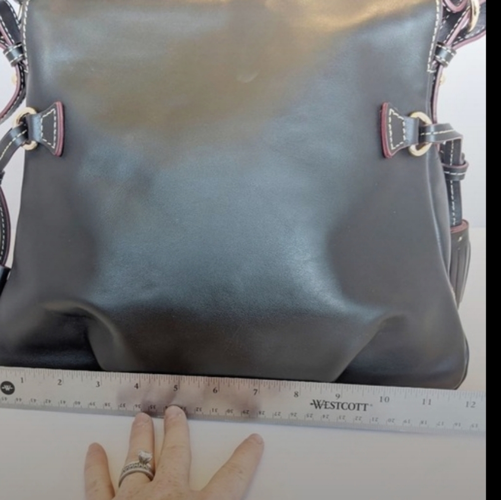 Dooney & Bourke, Black Leather Hobo Shoulder Bag - Picture 6 of 16